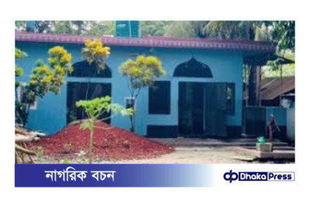 চাঁদপুরের মসজিদে ইমামের চাকরি হারানো এবং ৪ পরিবারের সমাজচ্যুতি: