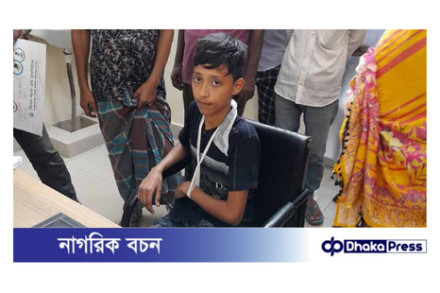 ভারতের উত্তর প্রদেশে থাপ্পড়ে শিক্ষার্থীর দাঁত ভেঙে দিলেন শিক্ষক